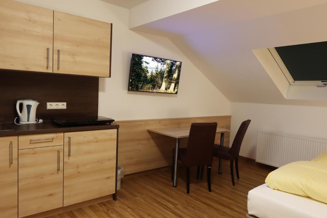 Hotel Heuberger Hof, Wehingen Экстерьер фото